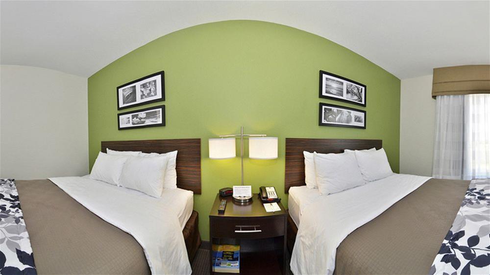 Sleep Inn & Suites Haysville Exterior foto